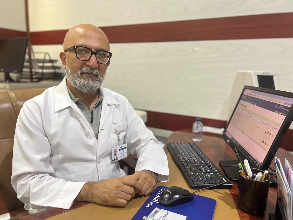 Dr. Arman Molazadeh, vitreoretinal surgeon in Dubai, UAE